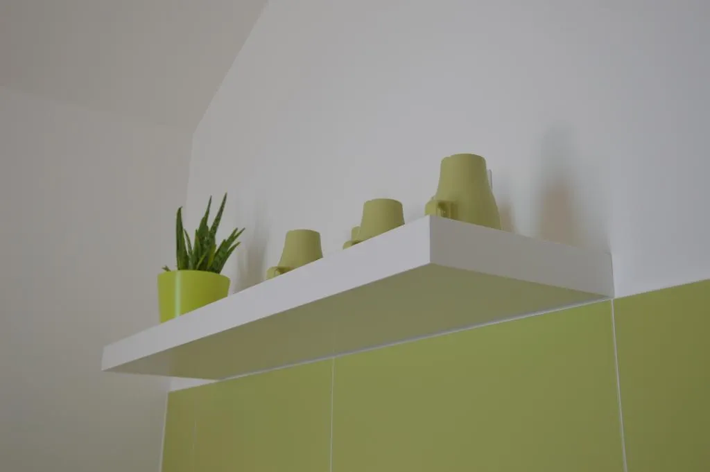 Lierna Beach Apartments
